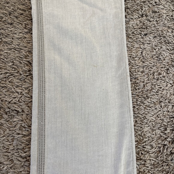 Free People Women's Size 29 Jeans Low Waisted Light Grey Skinny‎ Stained - Picture 4 of 5